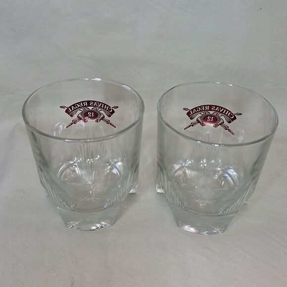 Chivas Regal 12 Rock Glasses 8 Oz 3 In Round 3 1/2 In Tall Set 2 Heavy Bottom - Picture 2 of 6